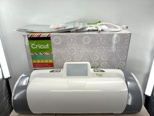 Cricut expression cutting - 2,