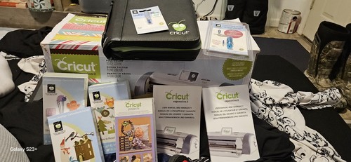 Cricut expression cutting - 2,