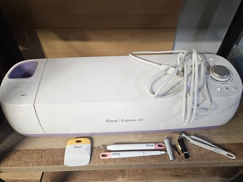 Works perfect cricut explore - cricut,