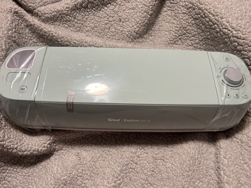 Brand new cricut explore air - new,