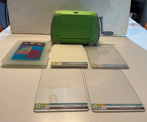Cricut cuttlebug embossing - cricut,